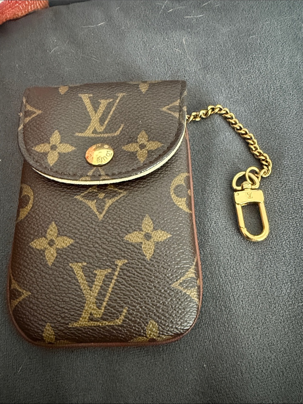 Louis Vuitton Monogram Etui Téléphone MM (Model M66546)